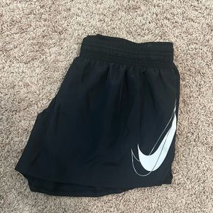 Nike dri fit shorts size XL